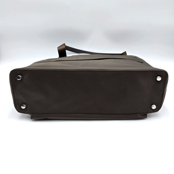 #91 NWT - Tumi Mauren Tote, Mink/Silver - Picture 12 of 15